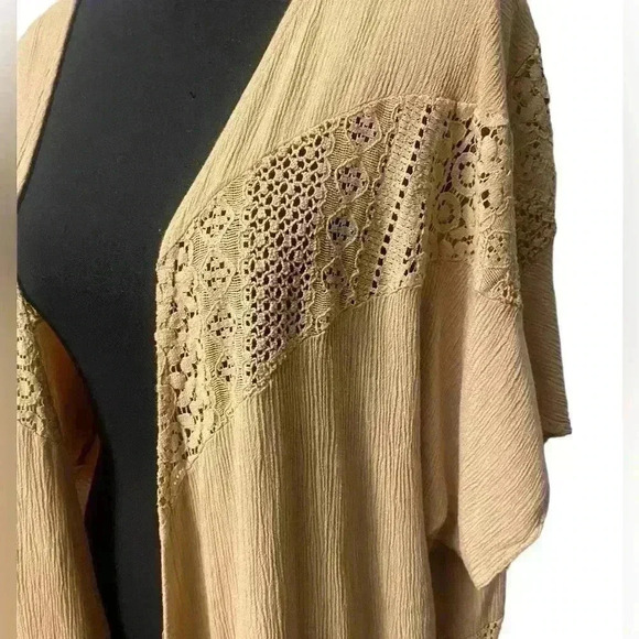 Open Lace Cardigan in tan with open front & beautiful detailed lace sewed in - Picture 2 of 8